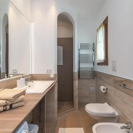 Appartamento Porto Pozzo * Porto Pozzo
